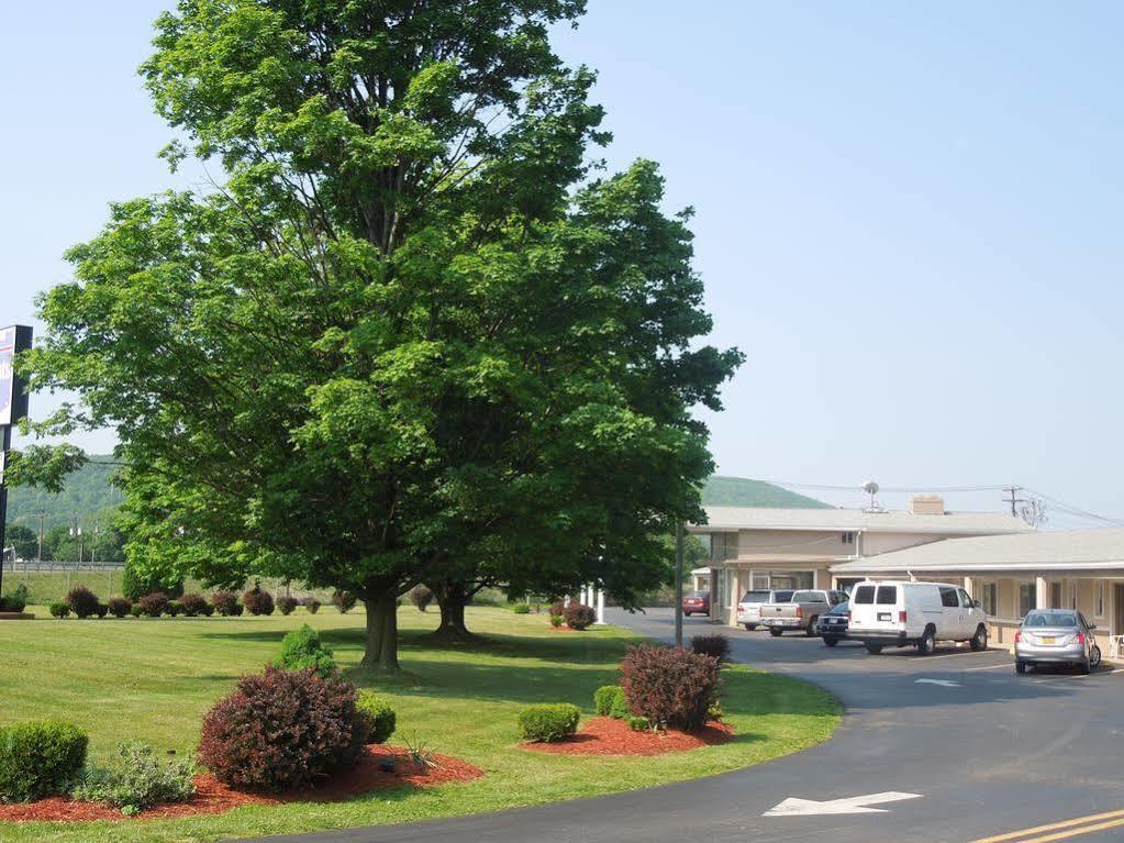 Travel Inn Horseheads Exterior foto
